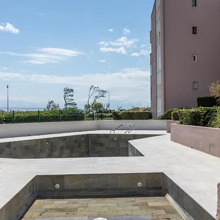 Apartment Amoureva - A38 - Appart Vue Lagon - 6 Pers Agde