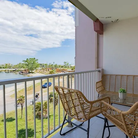 Amoureva - A38 - Appart Vue Lagon - 6 Pers Apartment